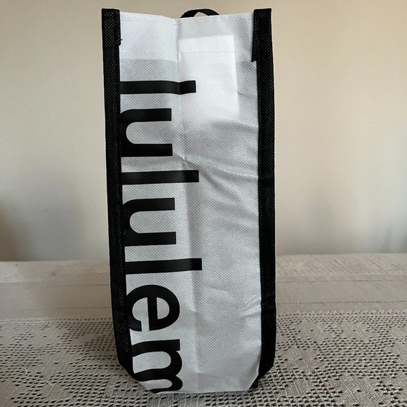 Lululemon black & white small reusable tote bag - Picture 2 of 6